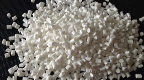 挑幾個(gè)常用工程塑料說(shuō)說(shuō)它們各自的性能